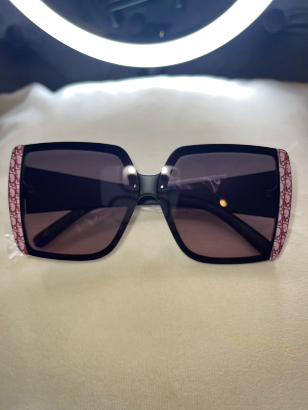 Stylish Square Women's Sunglasses - Pink and Black